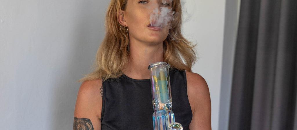 Woma exhaling from Her Highness Bong