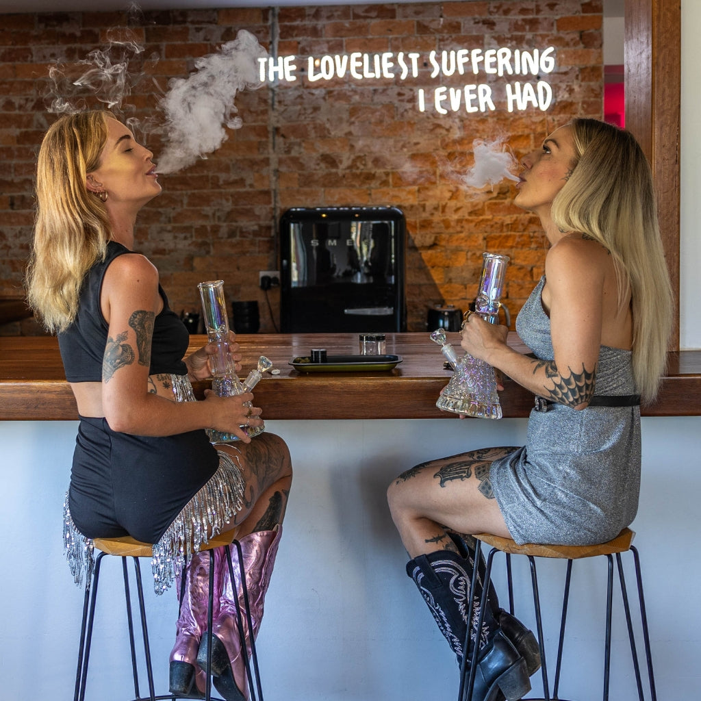 Glass Bongs Australia vs. Other Bong Shops