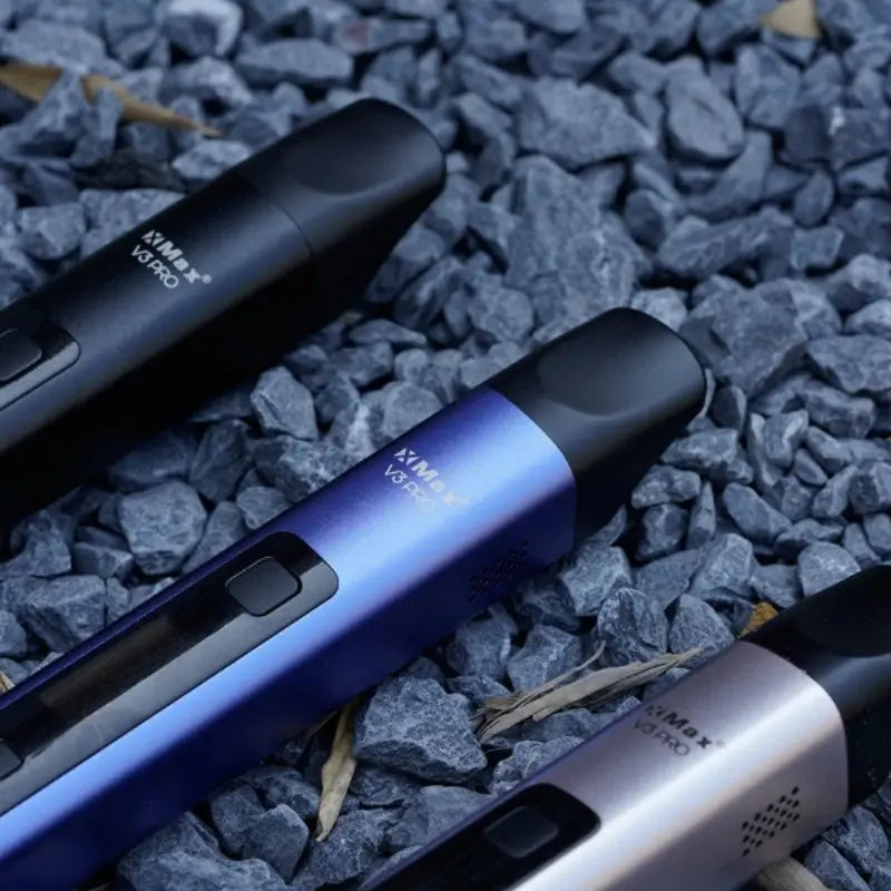 XMAX V3 Pro Vaporizer - Experience The Future Of Portable Vaping ...