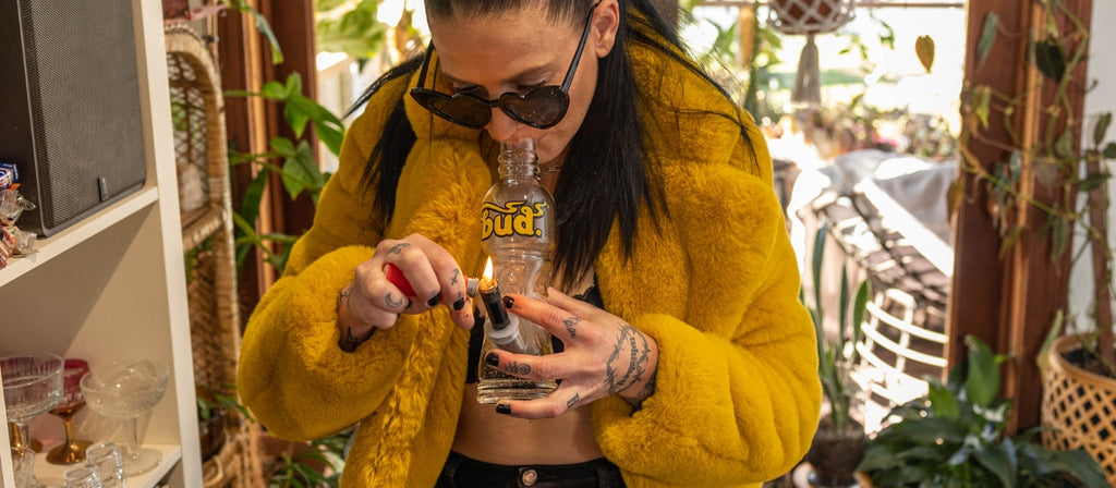 Woman Smoking From Bud Bottle Bong 23cm